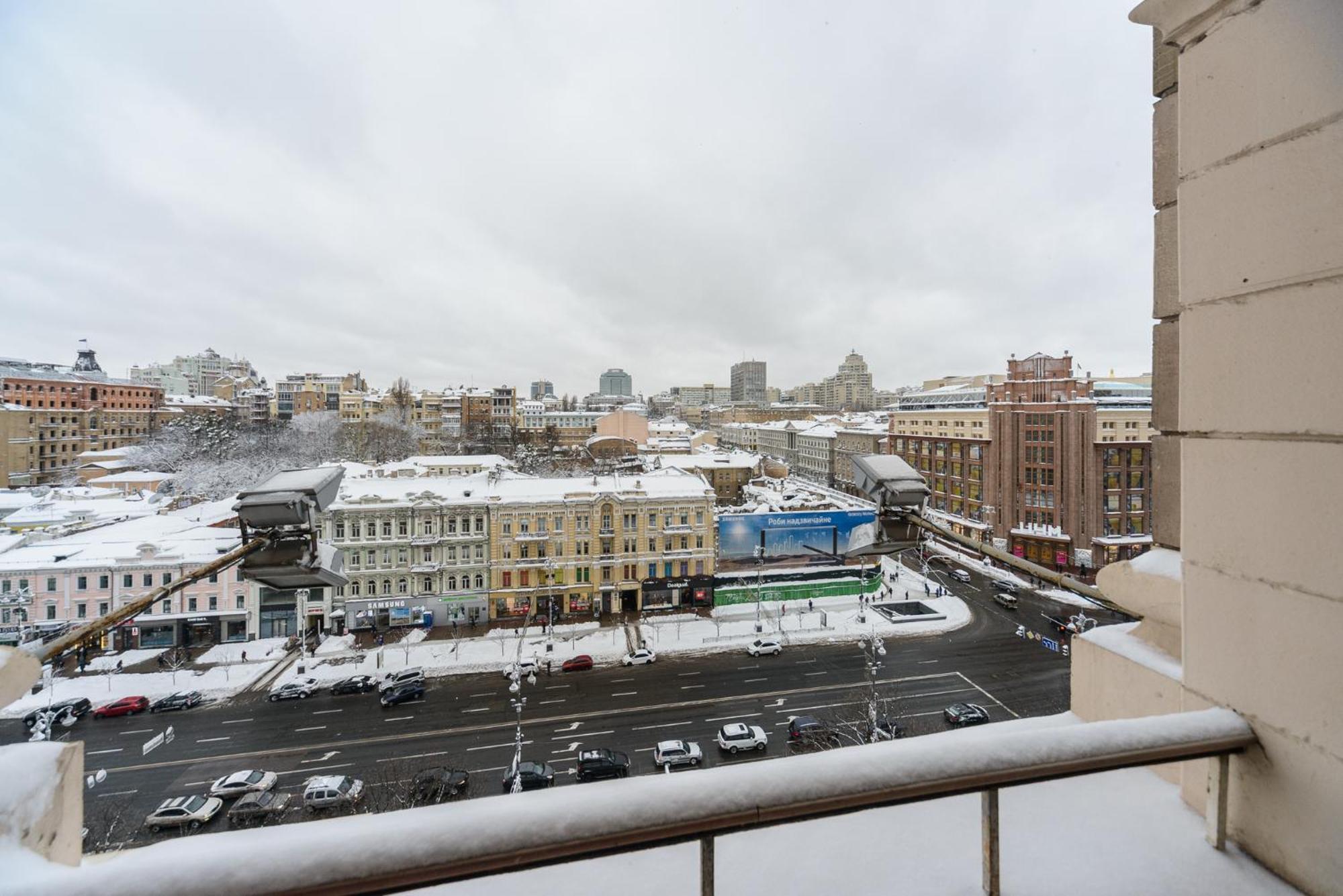 Apartments On Khreschatyk 27 Kiev Eksteriør billede
